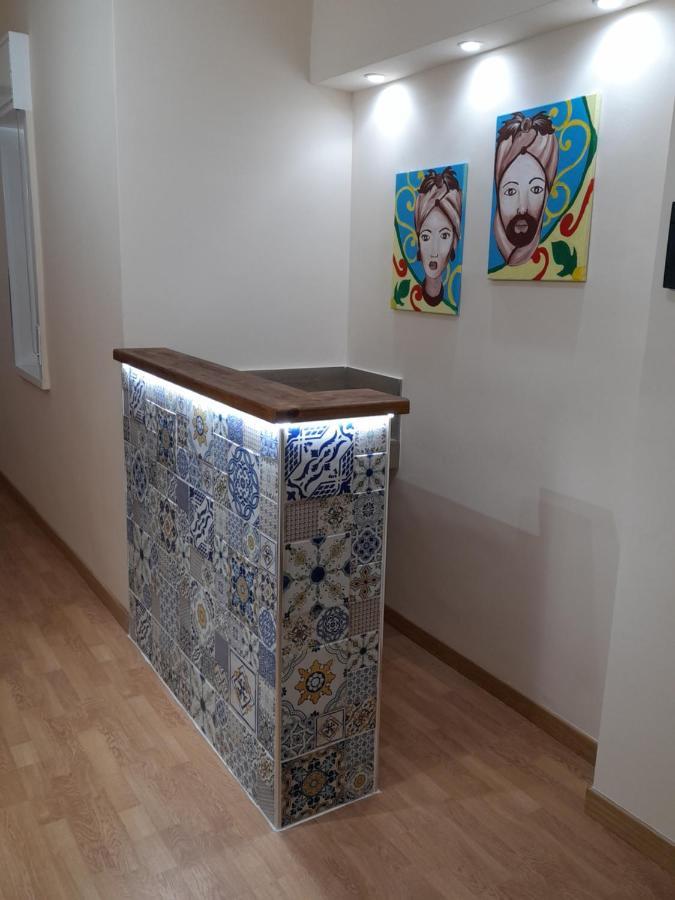 Milazzo: La Porta Delle Eolie Bed & Breakfast エクステリア 写真