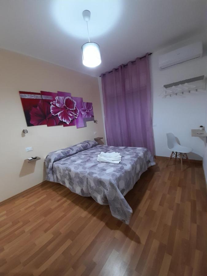 Milazzo: La Porta Delle Eolie Bed & Breakfast エクステリア 写真